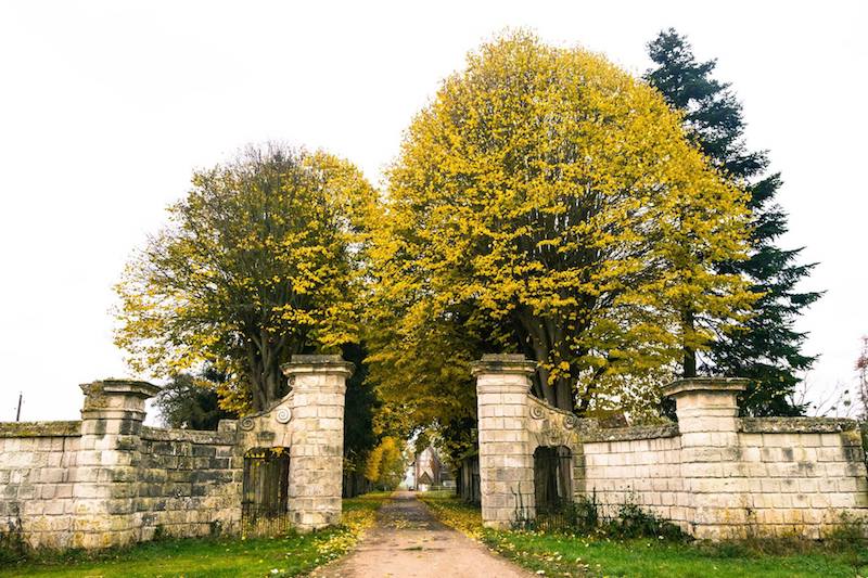 A chateau in Normandy France. Read what you must include in your Normandy itinerary and the perfect plan for four days in Normandy! #travel #normandy #cider #france #chateau