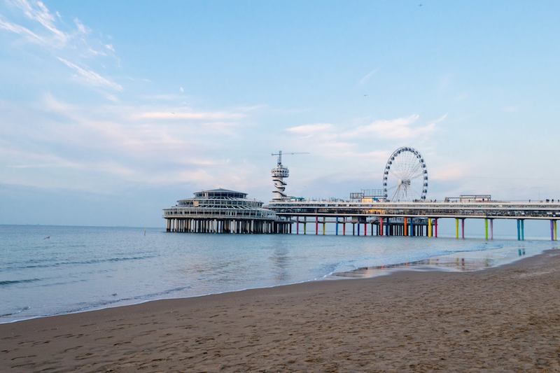 Scheveningen is one of the best things to do during one day in the Hague. Read a resident's guide to the best things to do in the Hague! #travel #TheHague #Holland #Scheveningen #Nederland