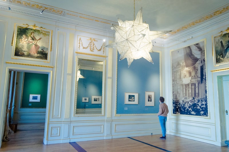 Eschers Kunst ist im Museum Escher in Het Paleis in Den Haag ausgestellt. Lesen Sie, was Sie in Den Haag unternehmen können, geschrieben von einem Einheimischen. #Reisen #Niederlande #Nederland #Kunst #Museen #Europa #Den Haag