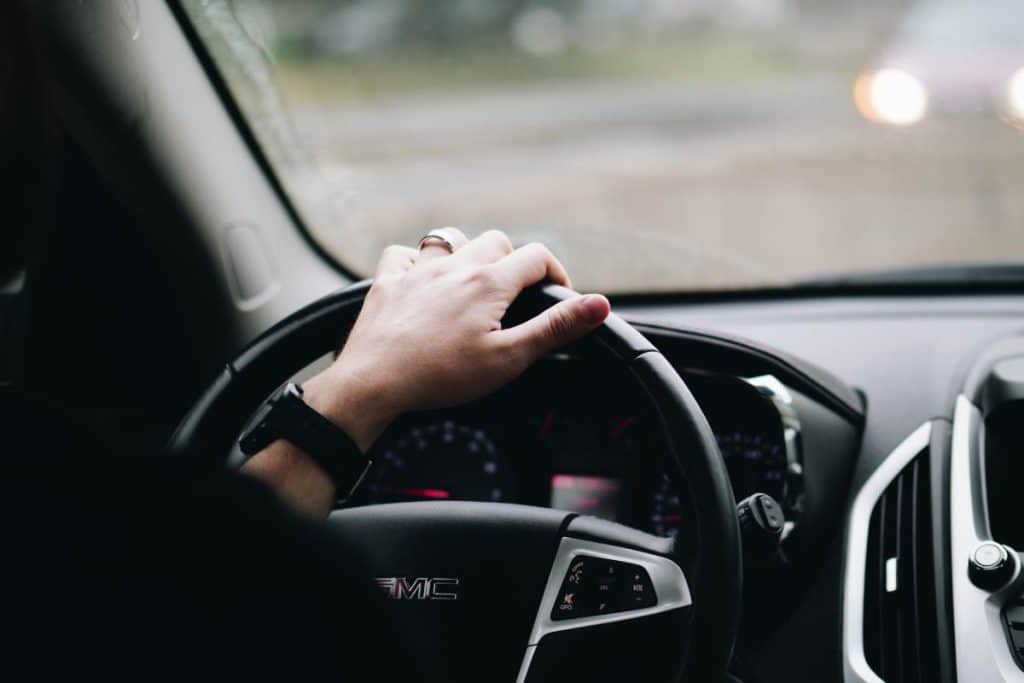 7 Key Buying Criteria for Choosing a Driving School