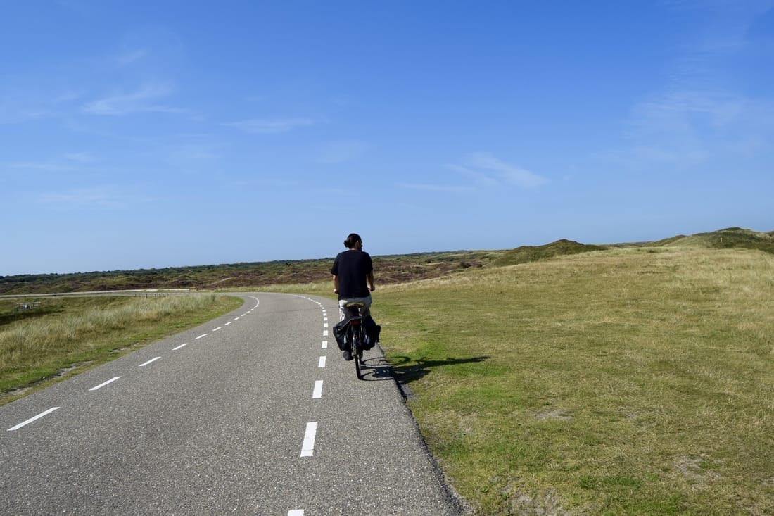 Need a relaxing summer weekend away from Amsterdam? Texel is perfect for a romantic couples vacation away from Amsterdam! Advice & tips for a relaxing vacation in the Netherlands! Heb een ontspannend weekendje weg nodig? Advies & tips voor een perfect vakantie in Texel binnen Nederland. 